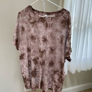 Tie dye lululemon plus size t shirt, lightly worn